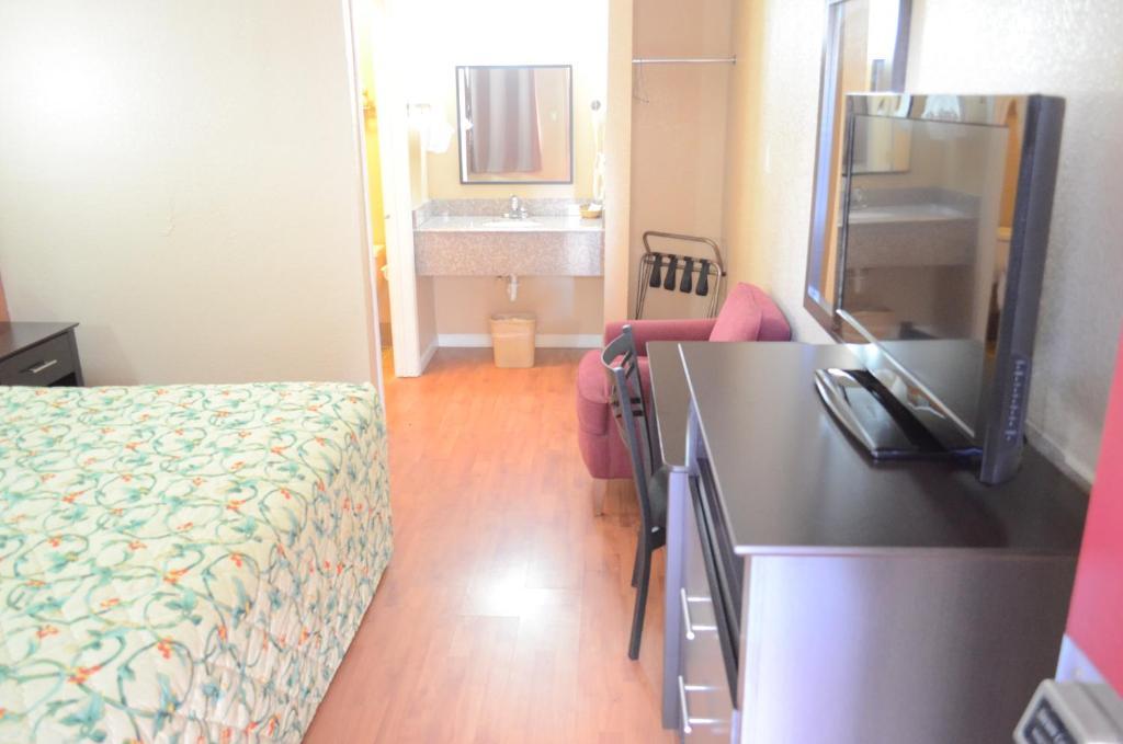 Addicks Bear Creek Inn الغرفة الصورة